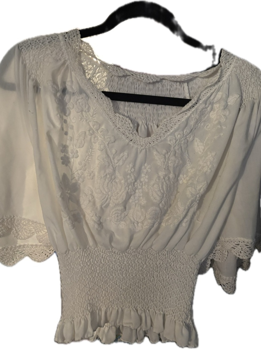 American Vintage White Embroidered Peasant Blouse